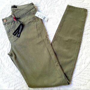 J BRAND * NWT • women's size 28 light sage green midrise skinny